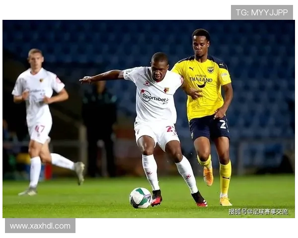 巴恩斯利足球俱乐部最新动态:主教练谈球队状态与未来计划 巴恩斯利足球俱乐部最新动态:主教练谈球队状态与未来计划