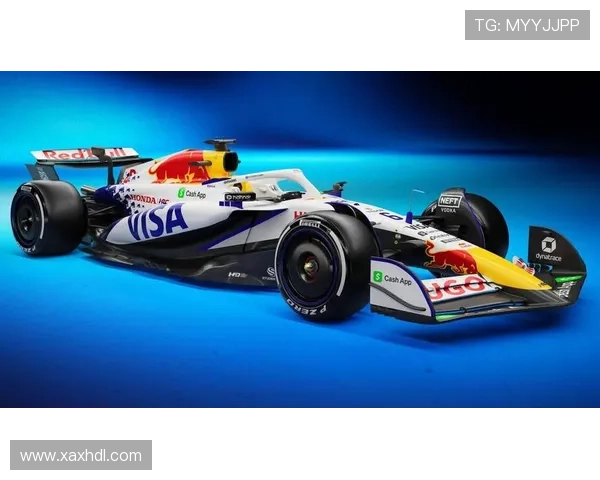 F1新赛季揭幕战精彩纷呈 车手争夺激烈赛道成焦点