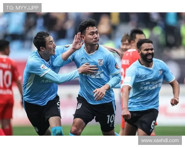 新赛季中超与欧洲联赛焦点对决球星转会与争冠走势解析前景展望