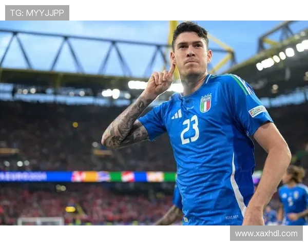 欧洲劲旅新星闪耀赛场助球队逆转取胜表现惊艳引发转会热议风头旺