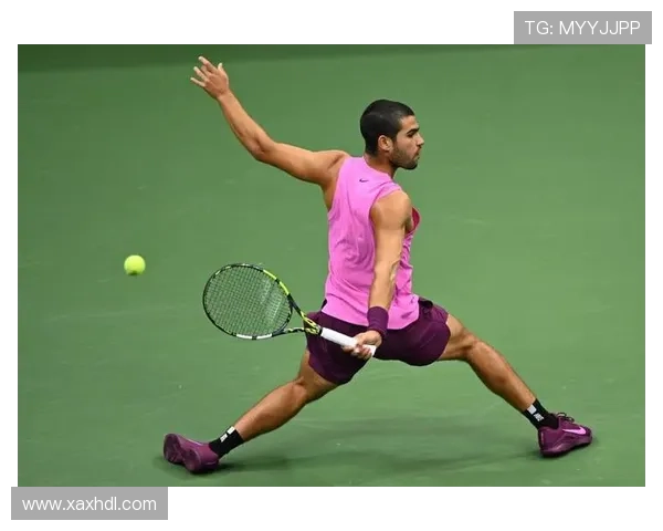 网球世界新星崛起，年轻选手连胜大满贯，打破纪录引发全球热议